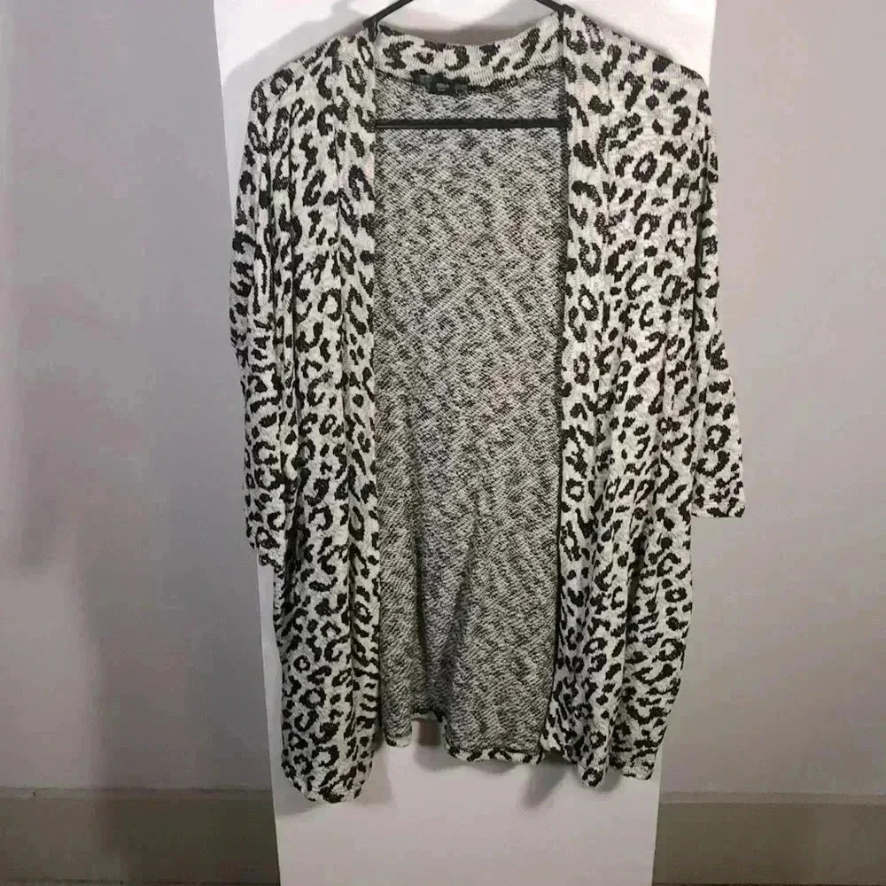Attention Cardigan